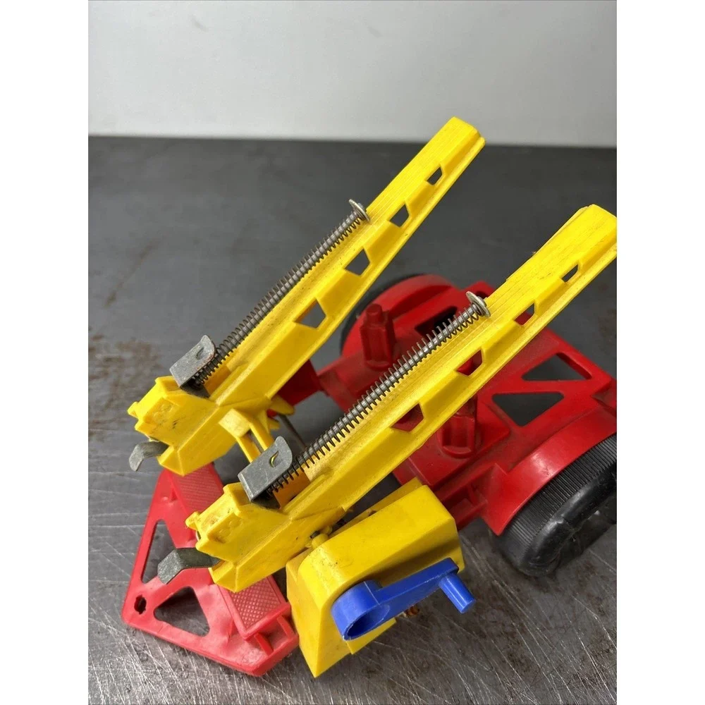 IDEAL MOON EXPLORER‎ Rocket Unit X-1 Launcher Trailer Red Yellow Playset